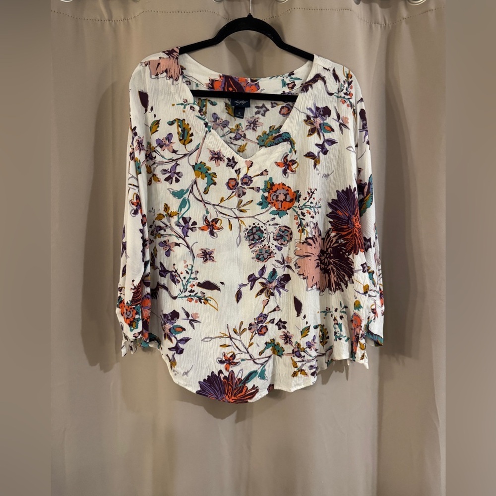 Daytrip Floral V-Neck Blouse - Multicolor